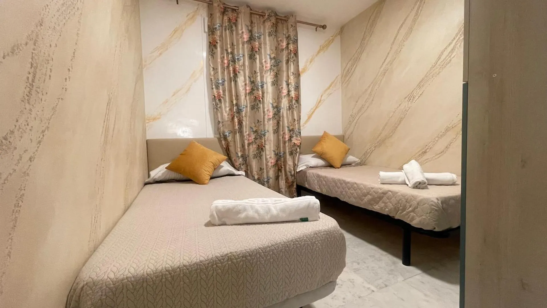 Apartamento Con Vista A La Piscina Apartment Benalmadena
