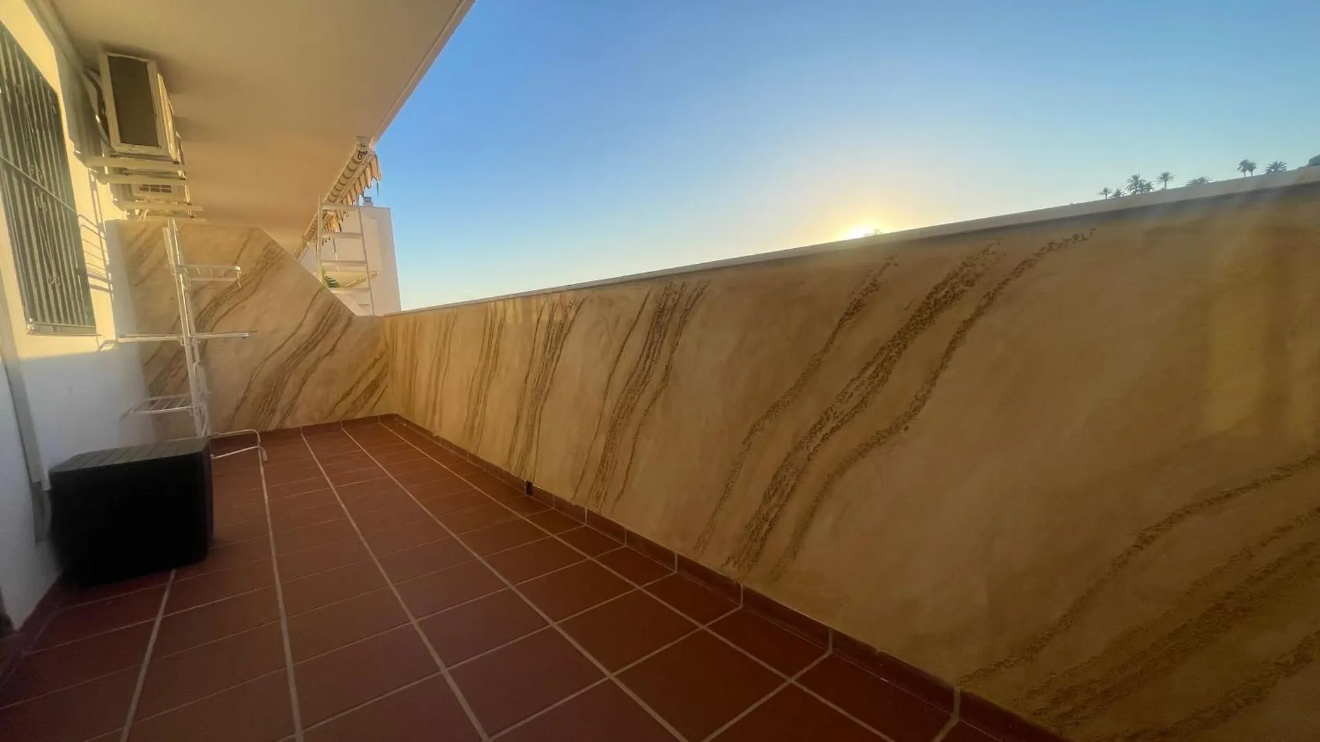 ベナルマデナApartamento Con Vista A La Piscinaアパートメント 0*, ベナルマデナ スペイン